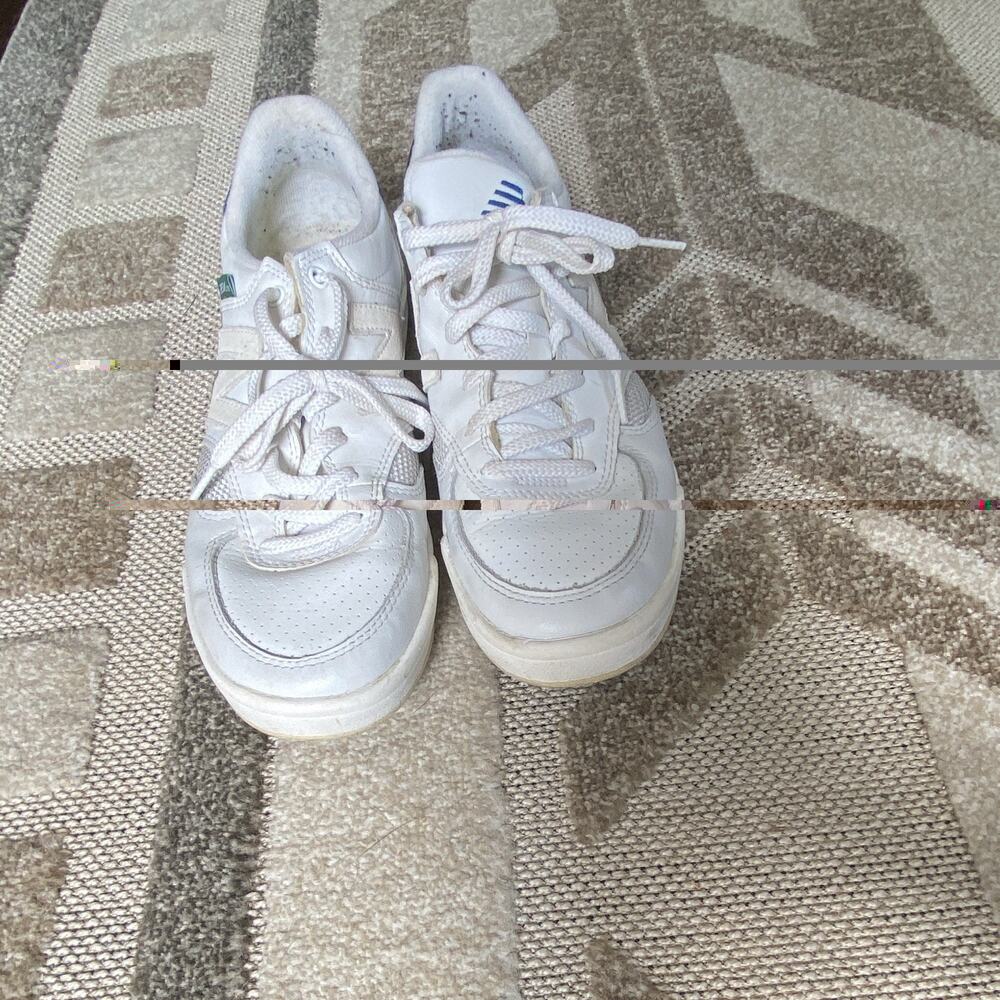 New Balance Men’s Low Top Lace-Up Athletic Sneakers White/Blue Rubber Sole